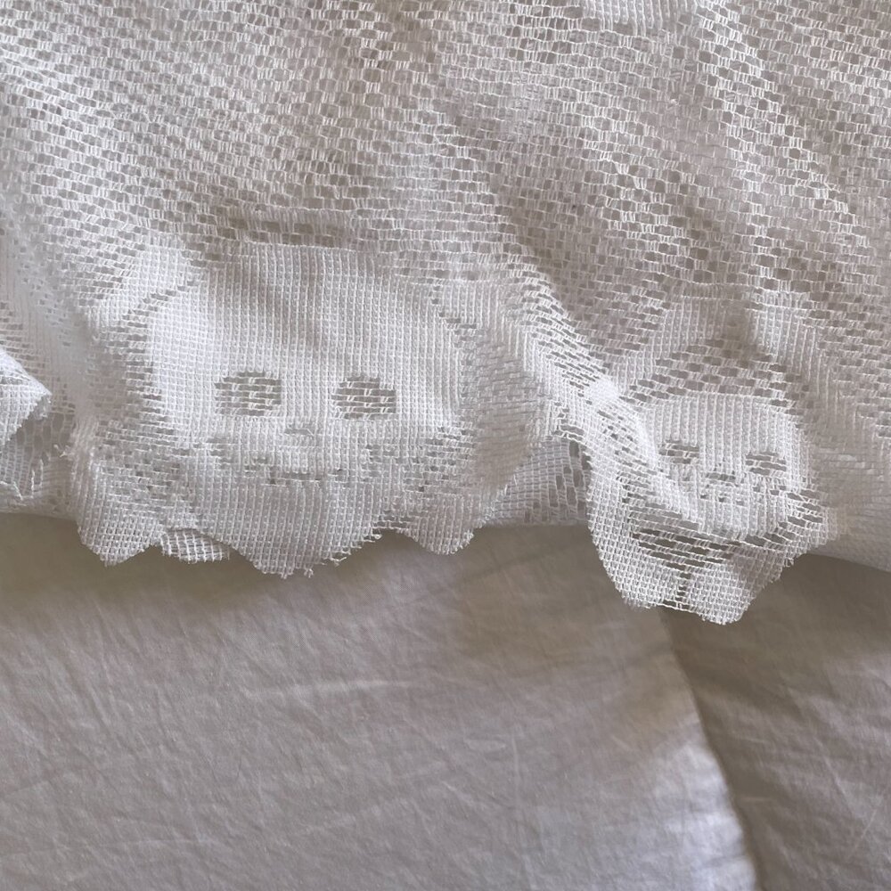 Lace Cream Skeleton Shawl